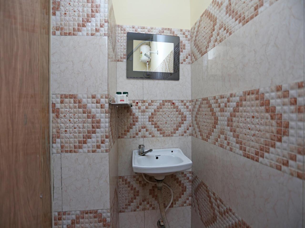 Oyo 24970 Hotel Galaxy Inn Durgāpur Eksteriør bilde